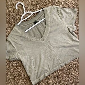 Wild Fable Green V-Neck Cropped Tee